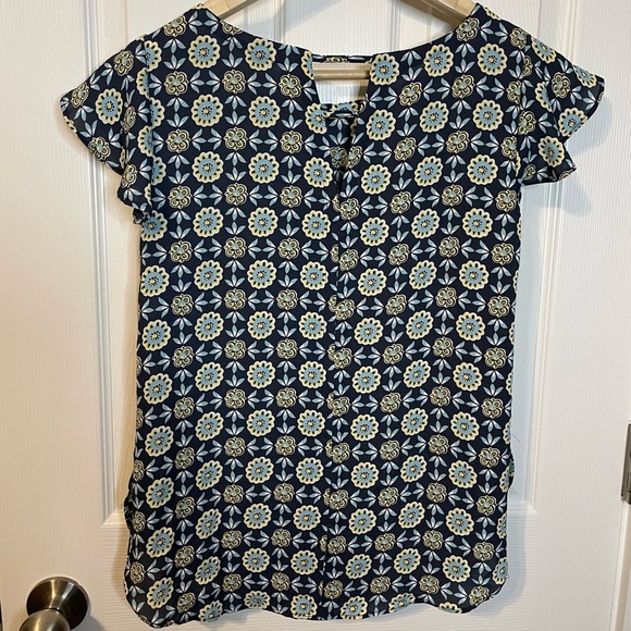 NWT LOFT Outlet blue & yellow floral blouse sz XS petite - Picture 10 of 10